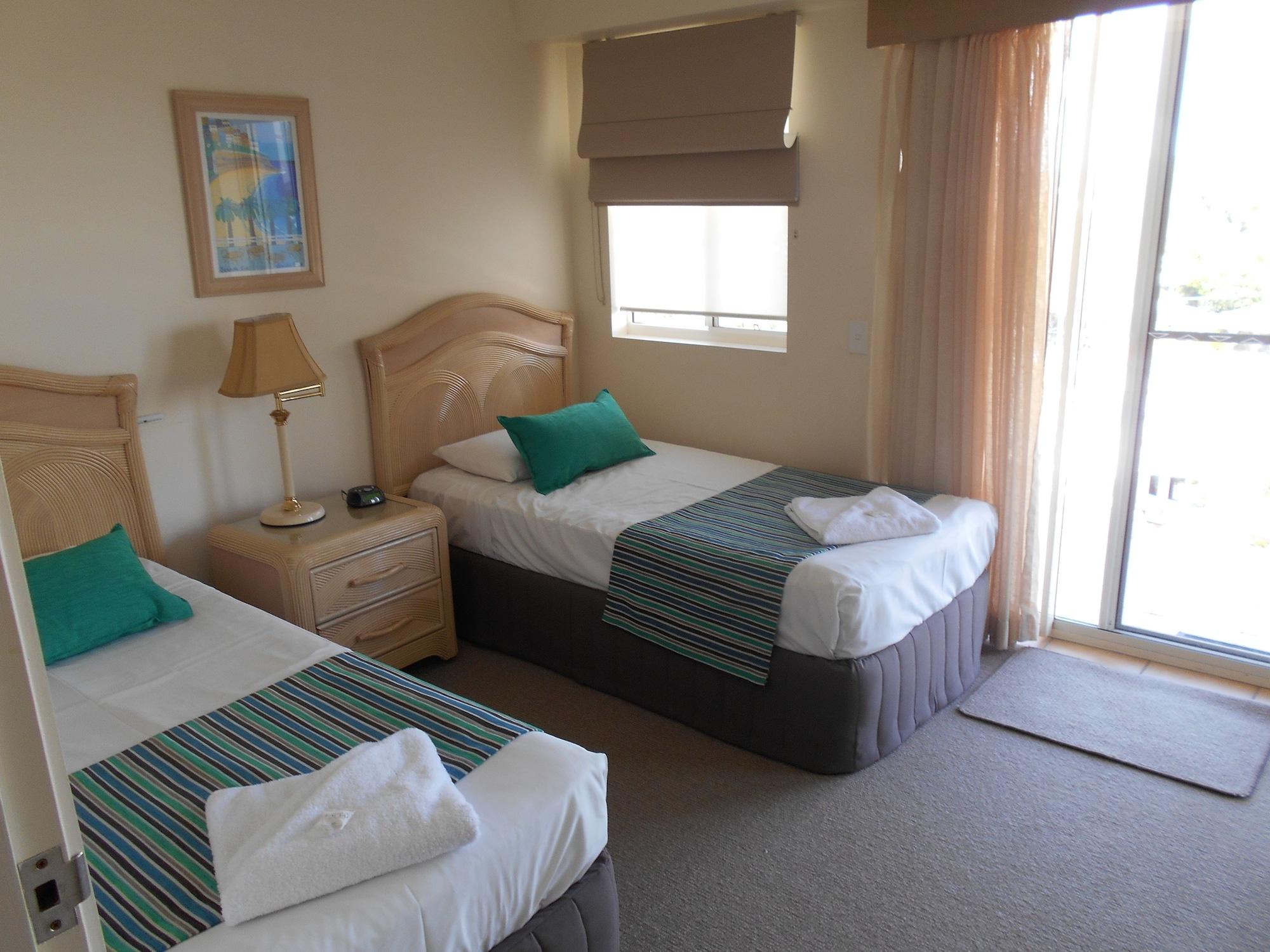 Riviere On Golden Beach Caloundra Extérieur photo