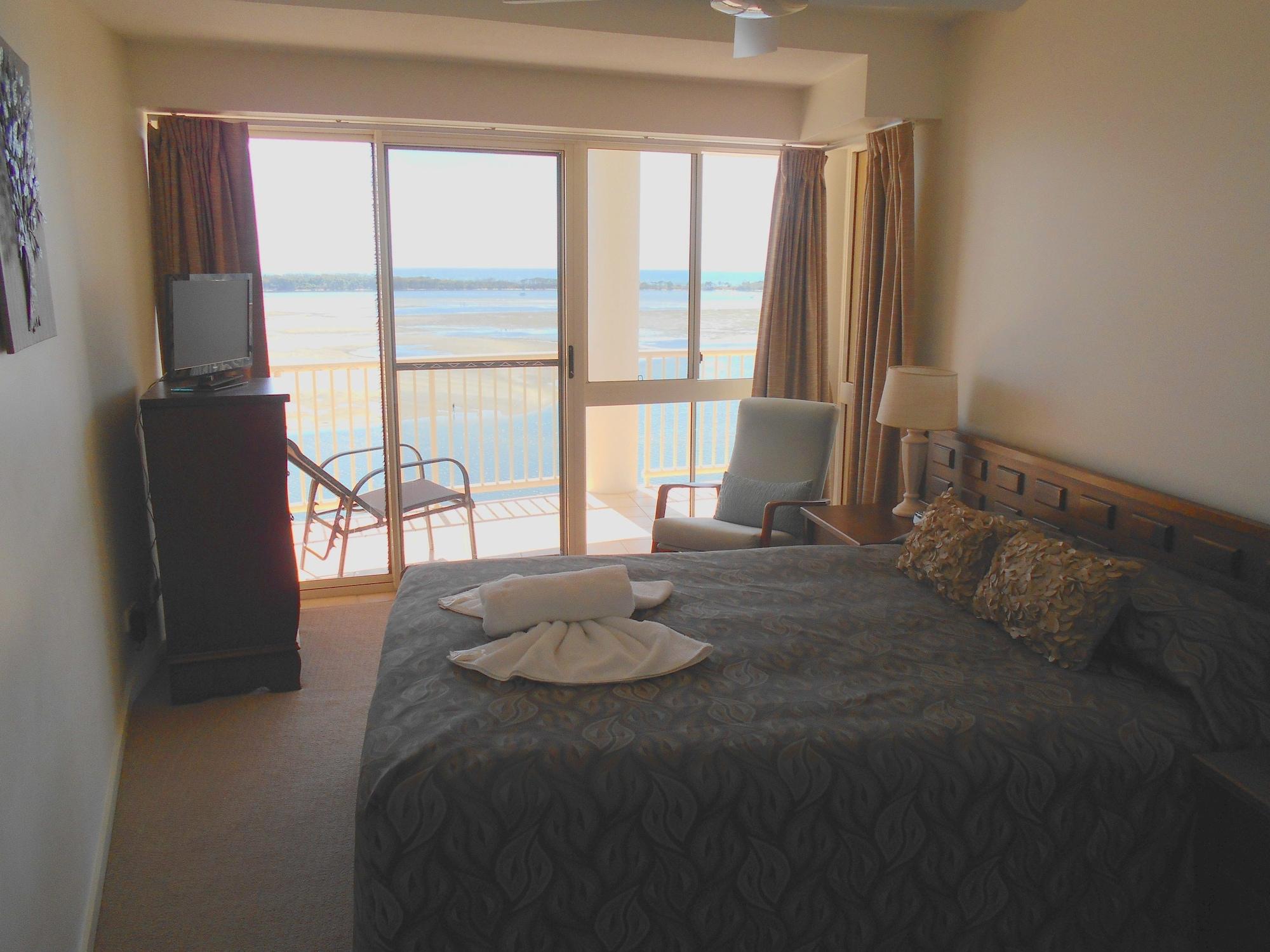 Riviere On Golden Beach Caloundra Extérieur photo