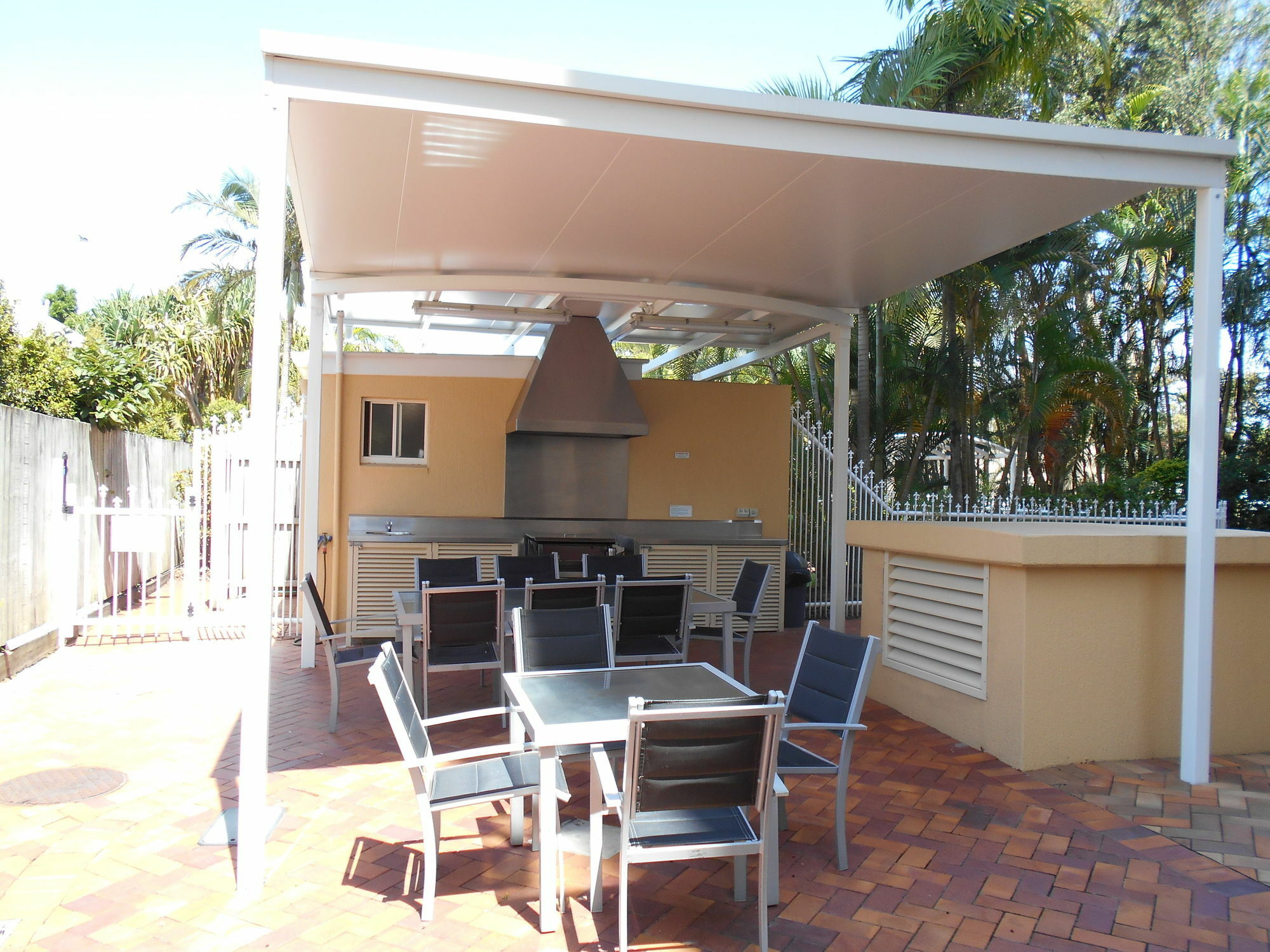 Riviere On Golden Beach Caloundra Extérieur photo